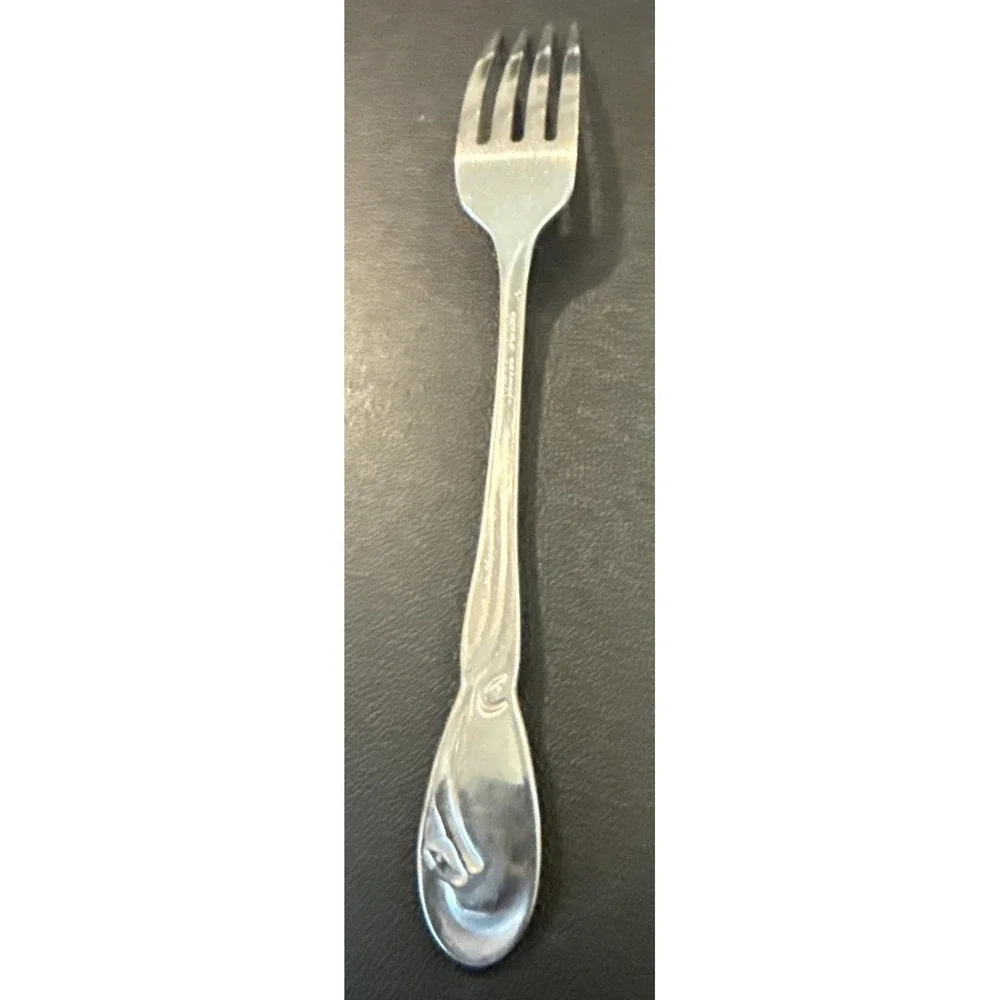 Oneida Deluxe Calla Lily Dinner Fork Stainless Steel Vintage